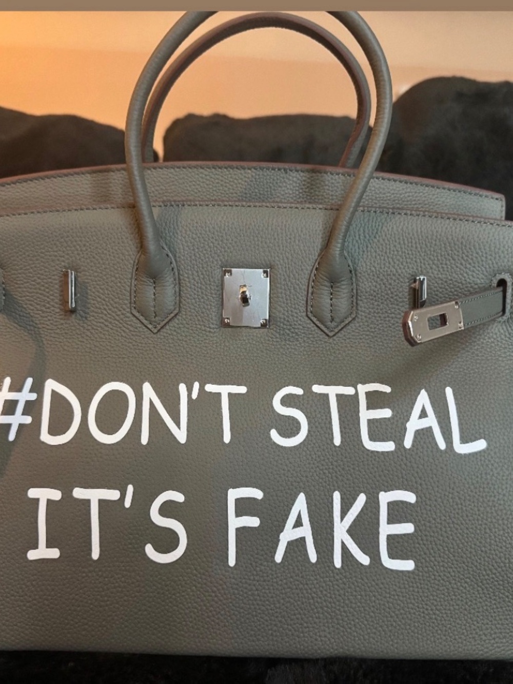 Firkin Bag (Luxury inspired designer bag Sz. 30) - Picture 2 of 4